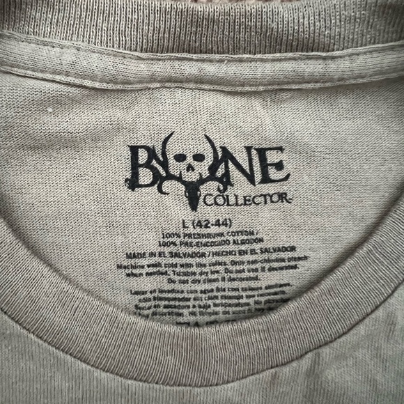 NWOT Bone Collector- Tee Shirt​​​​​​​​​​ - Picture 2 of 2